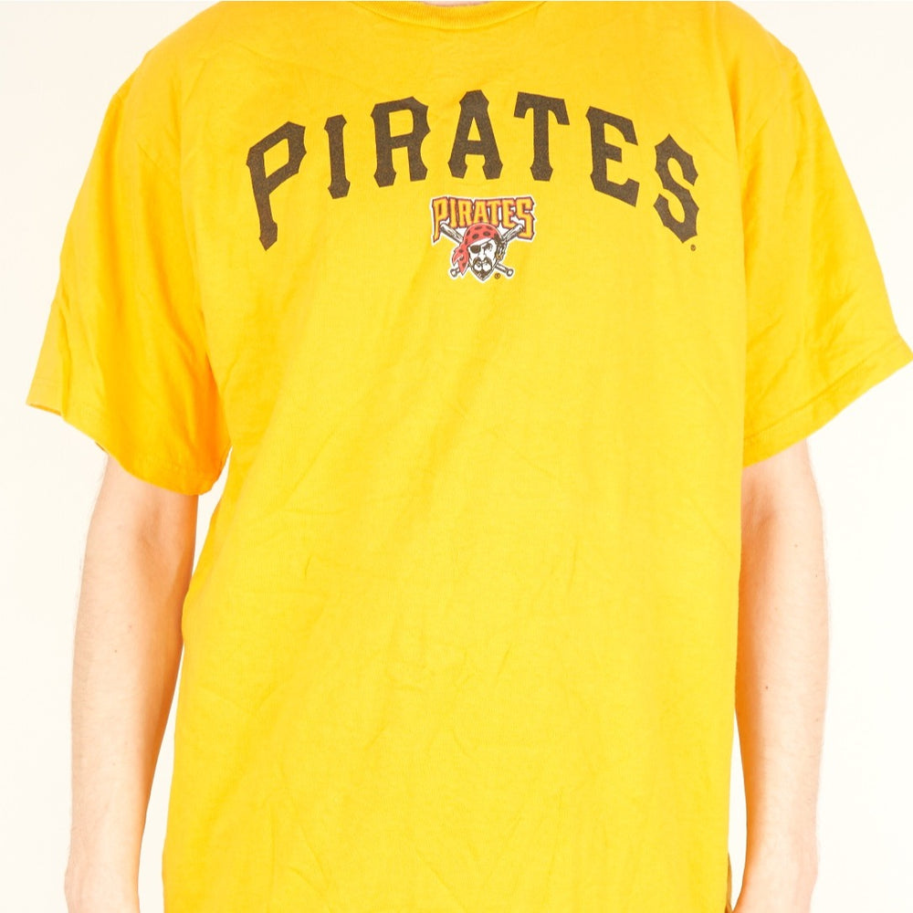 
            
                Load image into Gallery viewer, Pittsburgh Pirates MLB T-Shirt Yellow Large
            
        
