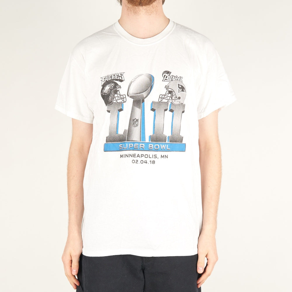 
            
                Load image into Gallery viewer, Vintage NFL T-Shirt White Medium
            
        