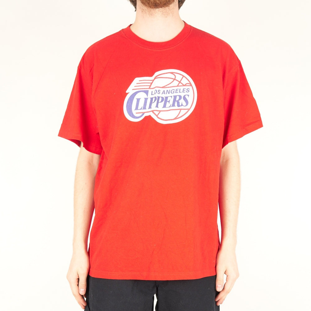 
            
                Load image into Gallery viewer, Vintage LA Clippers NBA T-Shirt Red XL
            
        