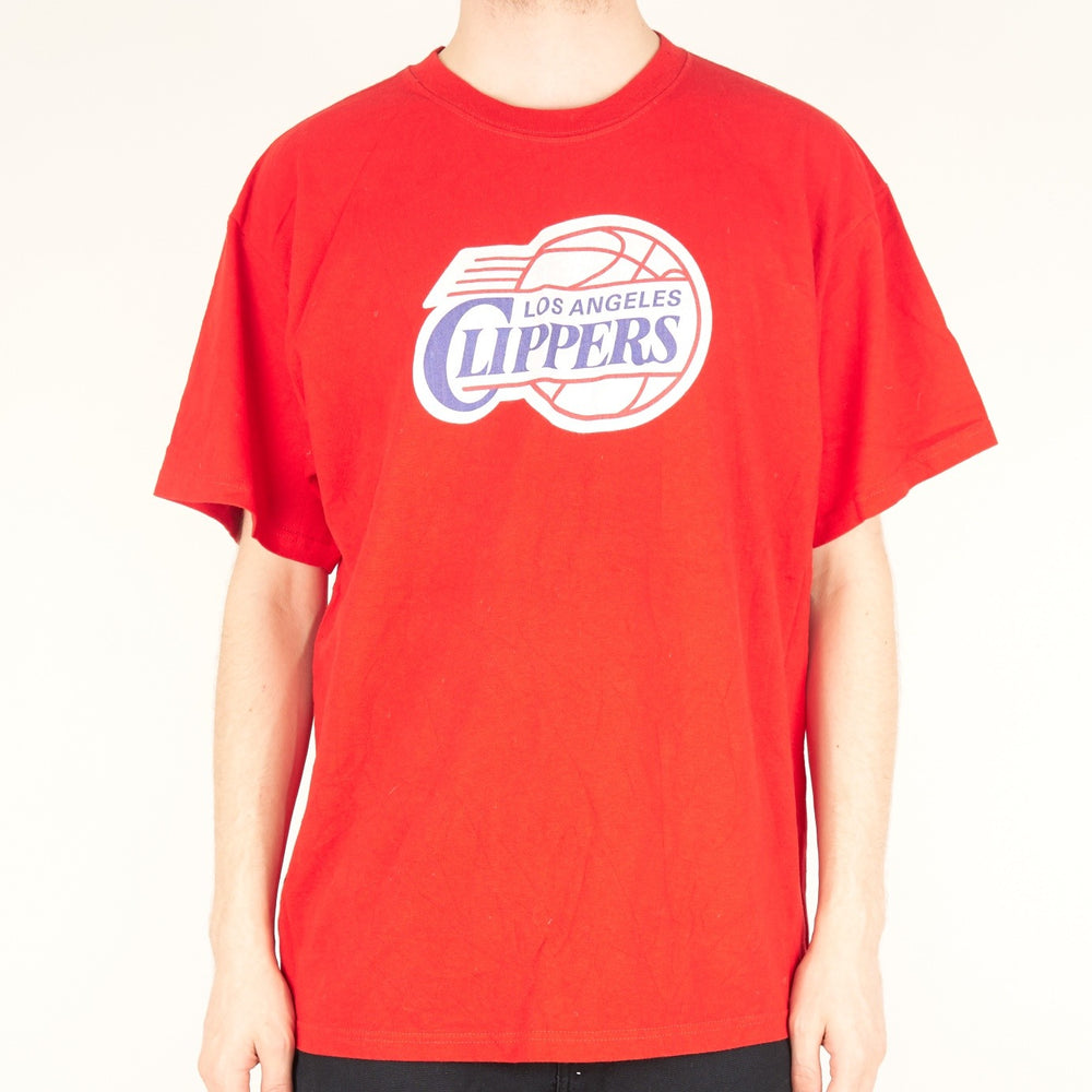 
            
                Load image into Gallery viewer, Vintage LA Clippers NBA T-Shirt Red XL
            
        