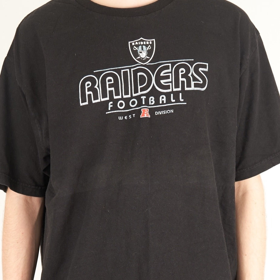 
            
                Load image into Gallery viewer, Vintage Raiders NFL T-Shirt Black XL
            
        