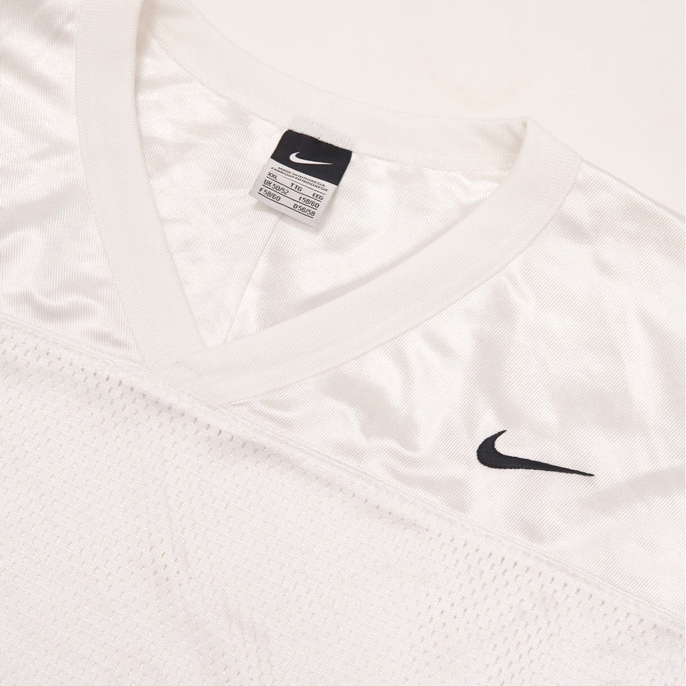 
            
                Load image into Gallery viewer, Vintage Nike T-Shirt White XXL
            
        