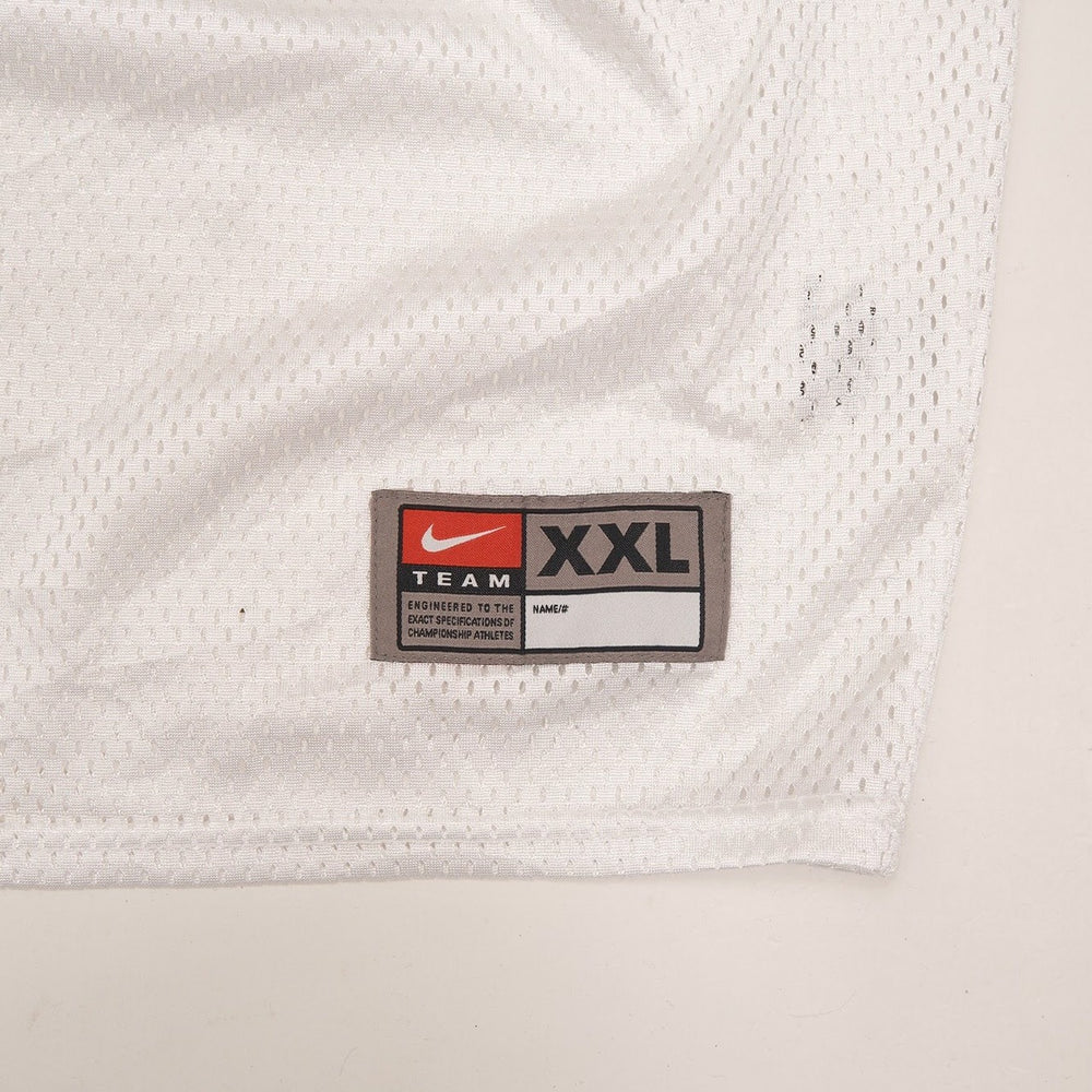 
            
                Load image into Gallery viewer, Vintage Nike T-Shirt White XXL
            
        