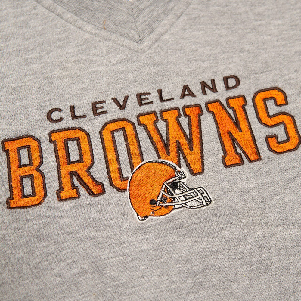 
            
                Load image into Gallery viewer, Vintage Cleveland Browns Sweatshirt Grey XS
            
        